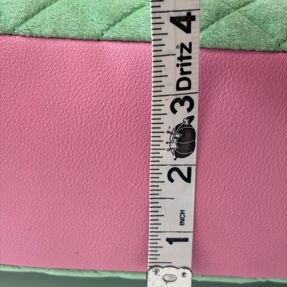 Juicy Couture Pink and Green Quilted Crossover Bag. NWT - Picture 14 of 14